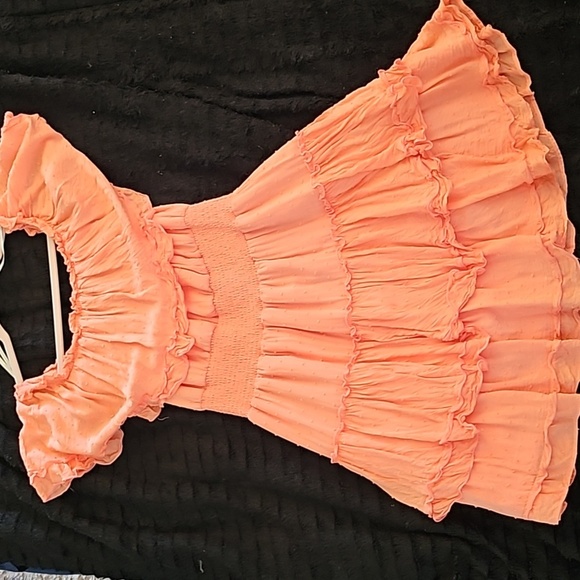 F21 - MD Peach Tiered Off-the-Shoulder Mini Dress - Picture 2 of 8